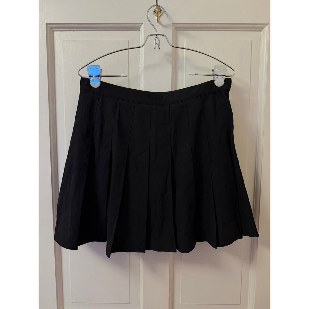 Halara Black Pleated Tennis Skirt with Shorts - size large - Picture 3 of 7